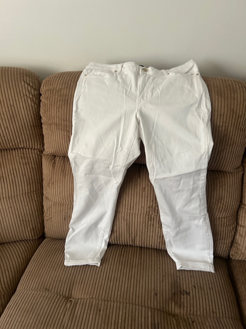 Nine West White Ankle Crop Jeans